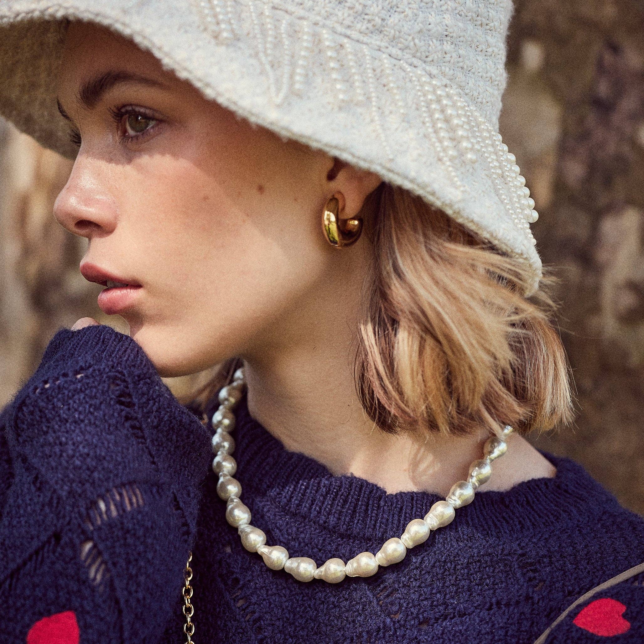 Lele Sadoughi Baroque Pearl Collar Necklace