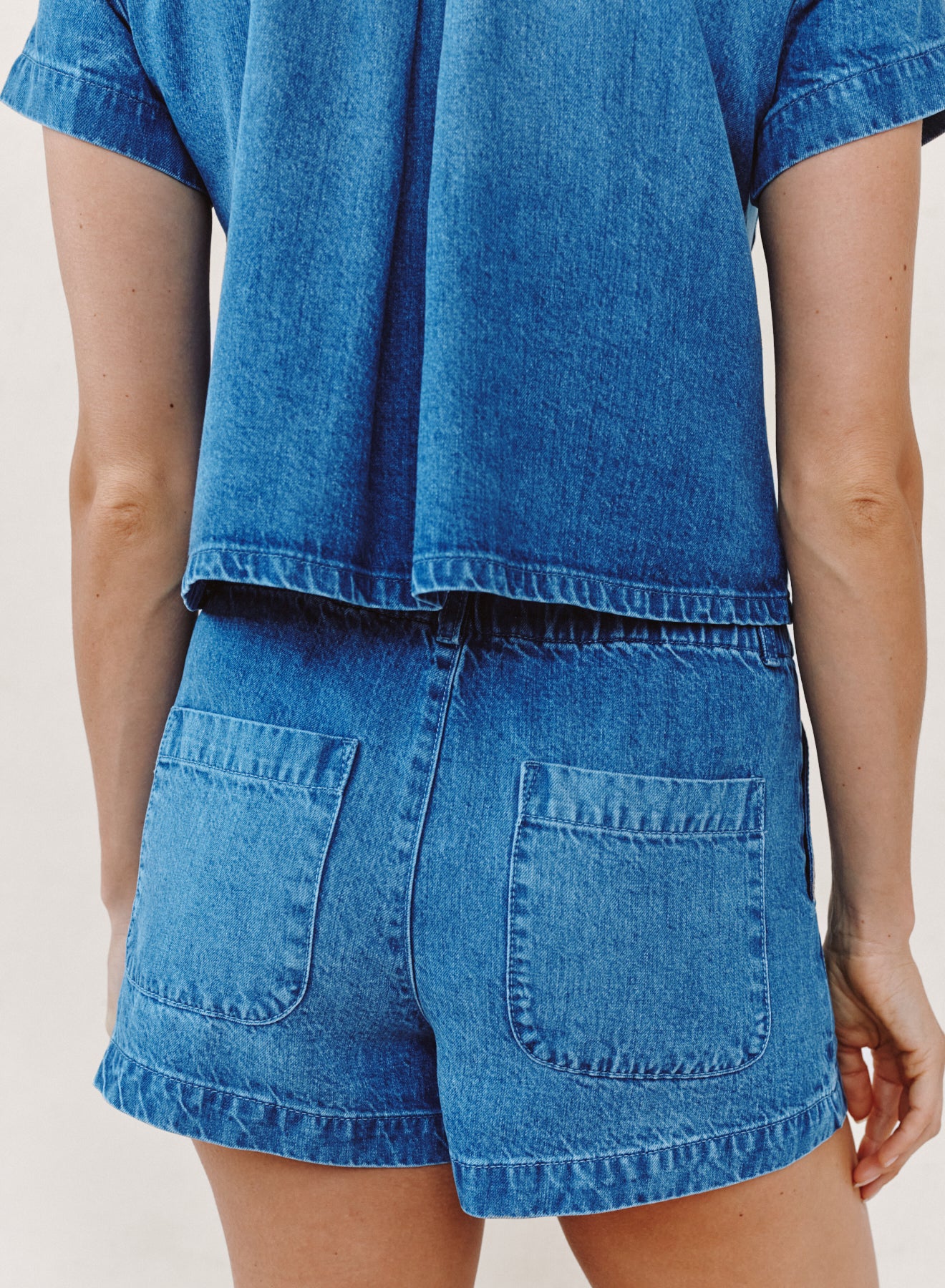B3541-F85-613 - ELLE PLAYA TROUSER SHORT