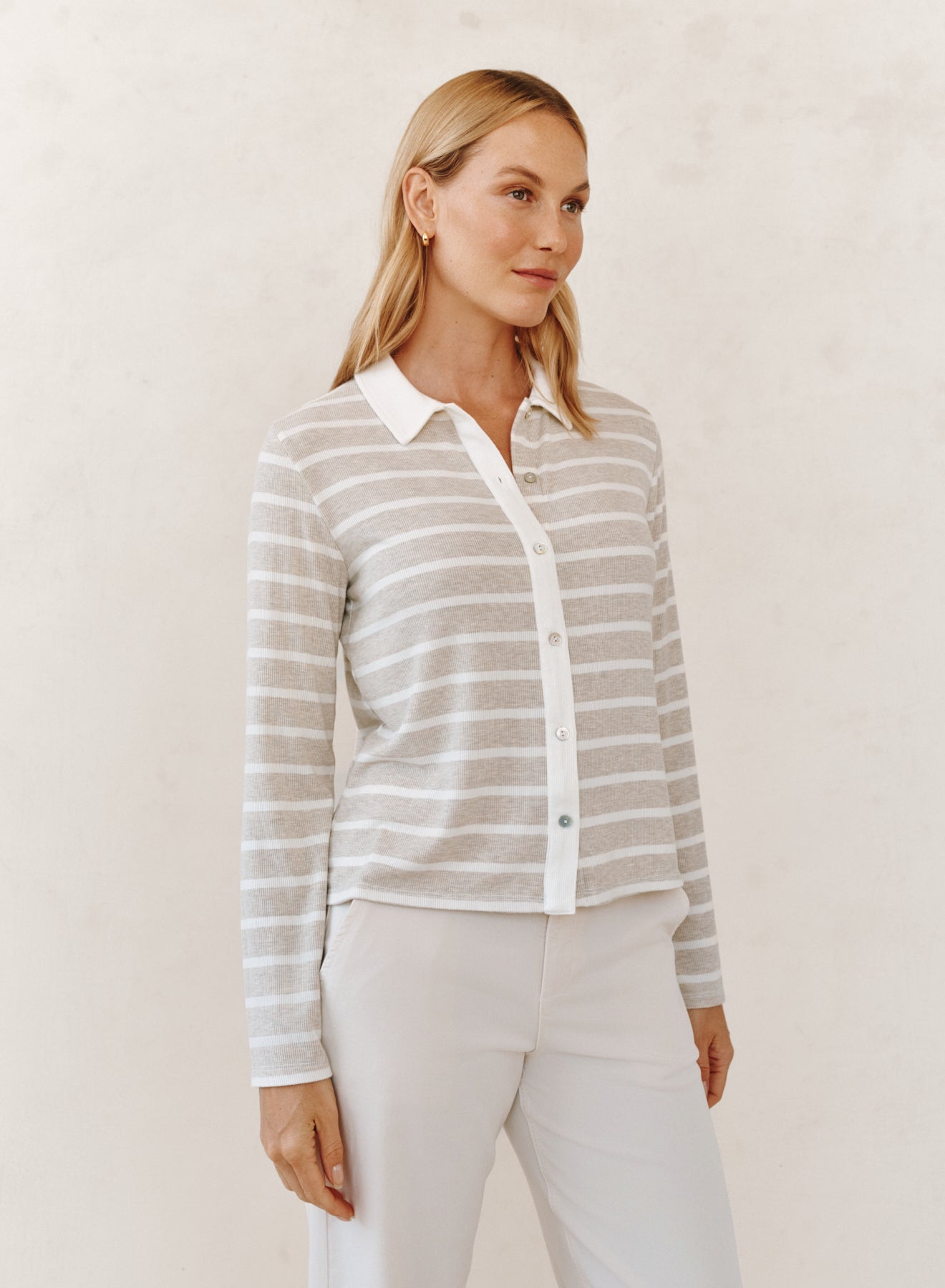 B2725-K65-304 - CONTRAST PLACKET BUTTON DOWN