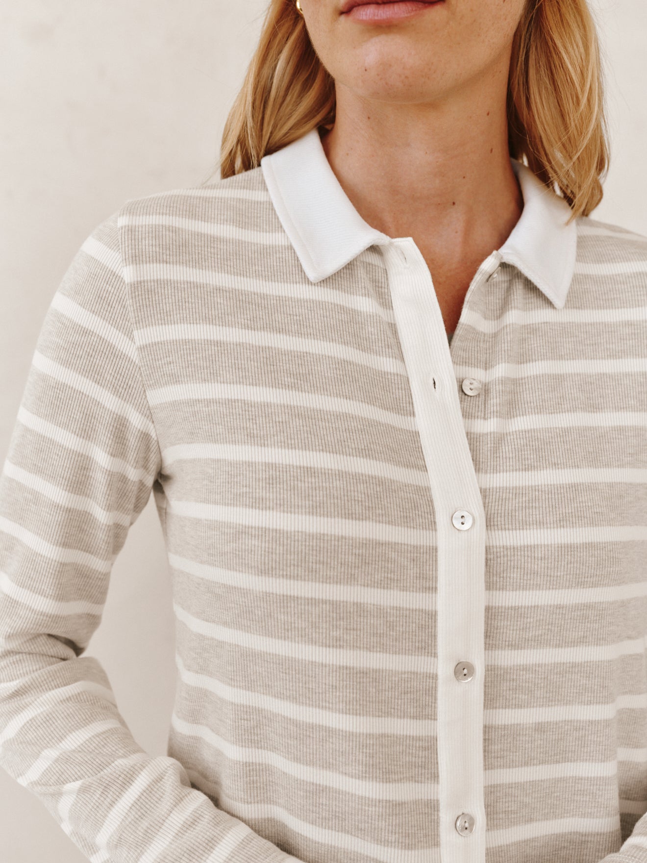 B2725-K65-304 - CONTRAST PLACKET BUTTON DOWN