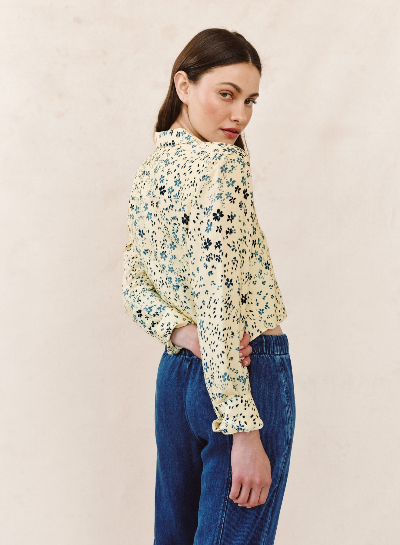 B2930-K76-304 - LONG SLEEVE CROP SHIRT