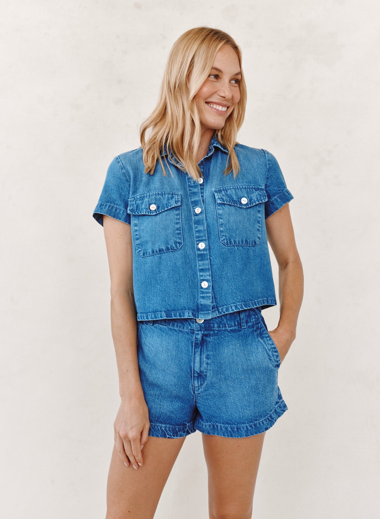 B2328-F85-613 - SHORT SLEEVE FLAP POCKET SHIRT