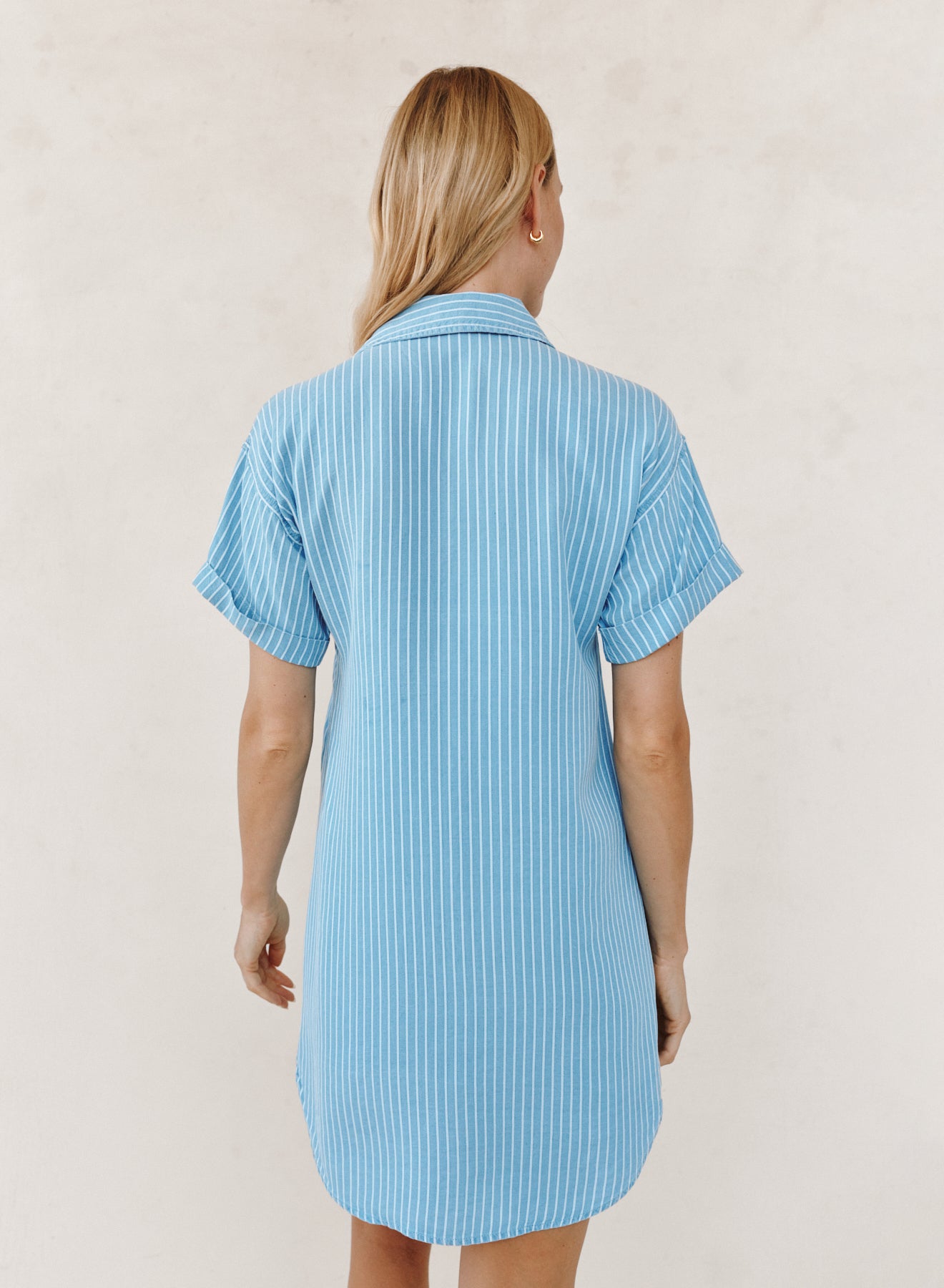 B6881-K47-612 - ROLL SLEEVE POCKET SHIRT DRESS