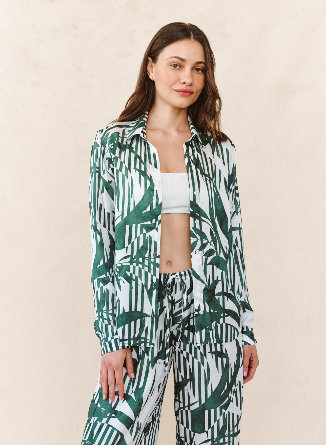 B2027-K59-304 - CLASSIC BUTTON DOWN