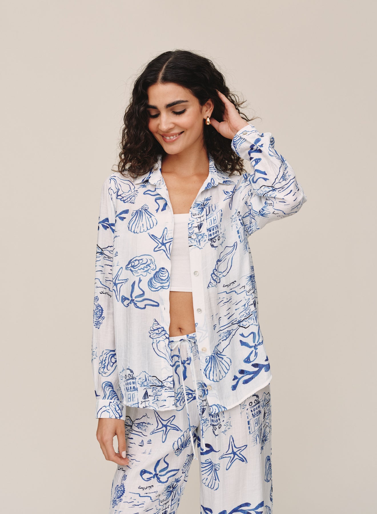 B2027-K99-304 - CLASSIC BUTTON DOWN