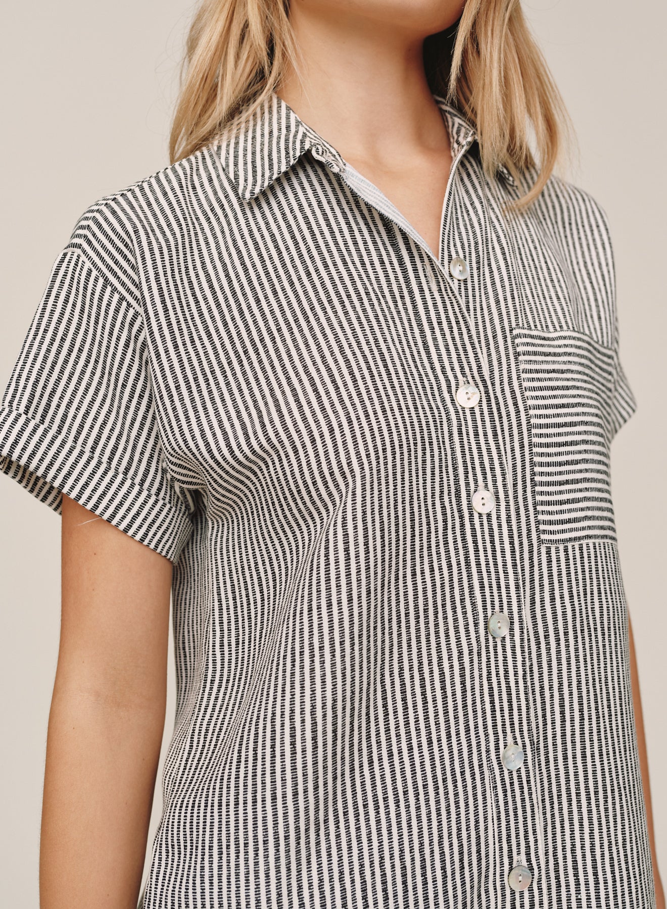 B6881-L02-304 - ROLL SLEEVE POCKET SHIRT DRESS