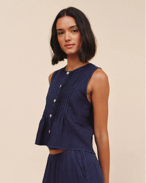 Bella Dahl Sleeveless Pintuck Top