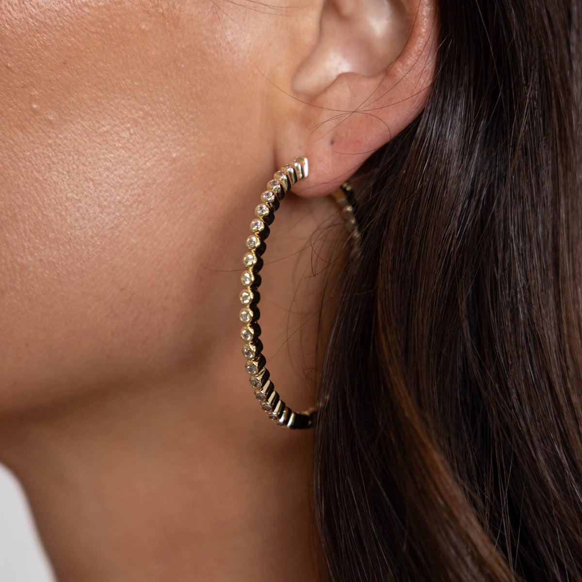 SAHIRA Eliza Bezel Hoop Earring