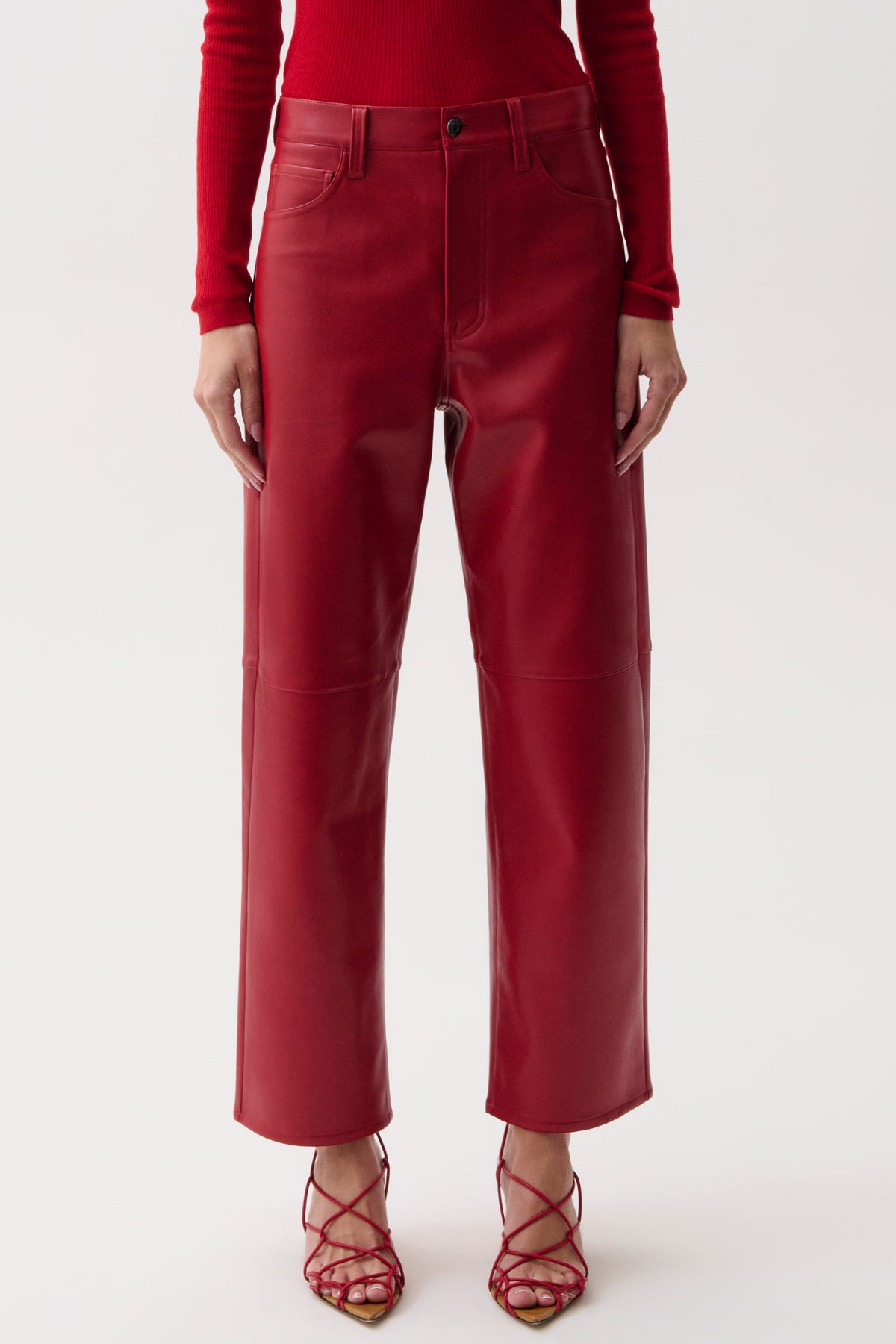 SAVVY RED