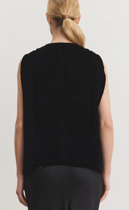 Velvet by Graham & Spencer Adelle Top