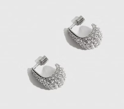 DRAE Hira Bold Earrings