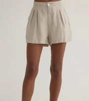Bella Dahl Double Pleat Short