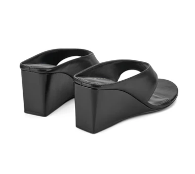 Marc Fisher Udena Wedge Thong Sandal