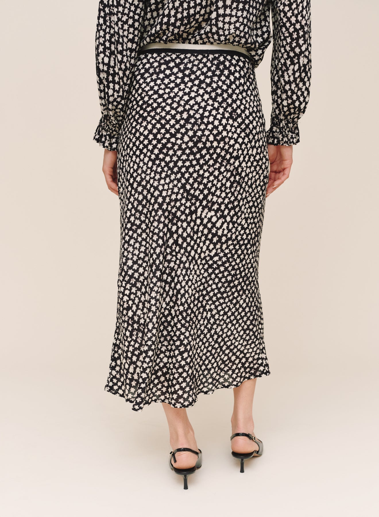 B3708-L47-304 - BIAS SKIRT WITH STRIPE ELASTIC WAISTBAND