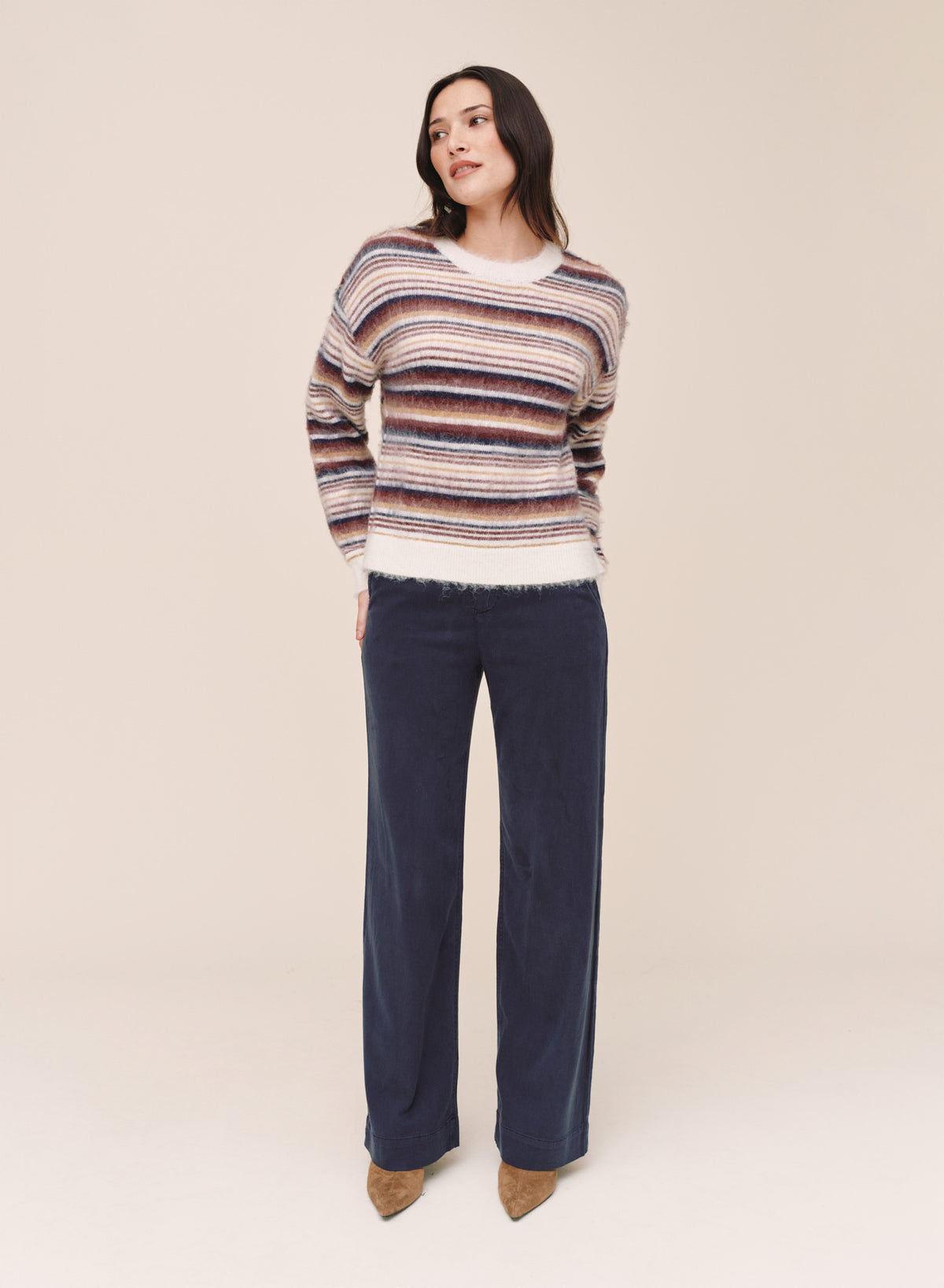B20219-L98-304 - CREW NECK SWEATER