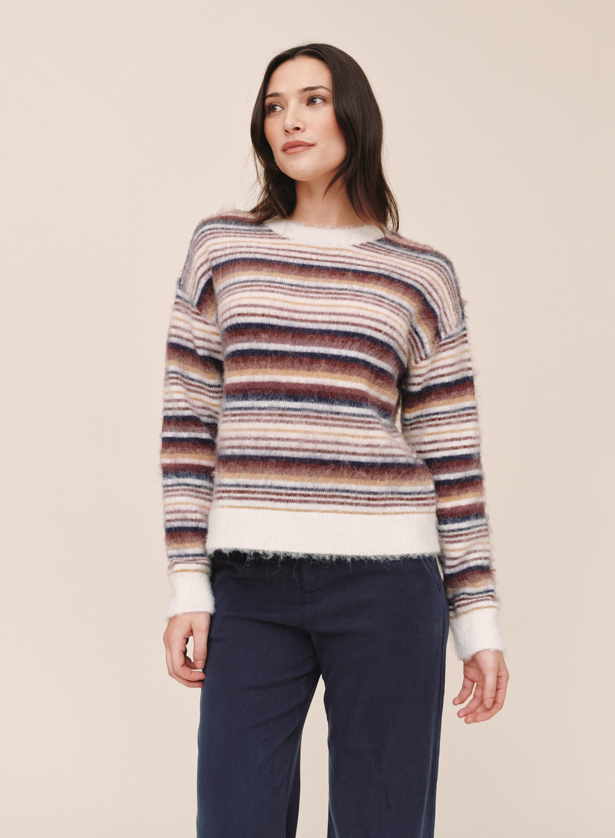 B20219-L98-304 - CREW NECK SWEATER