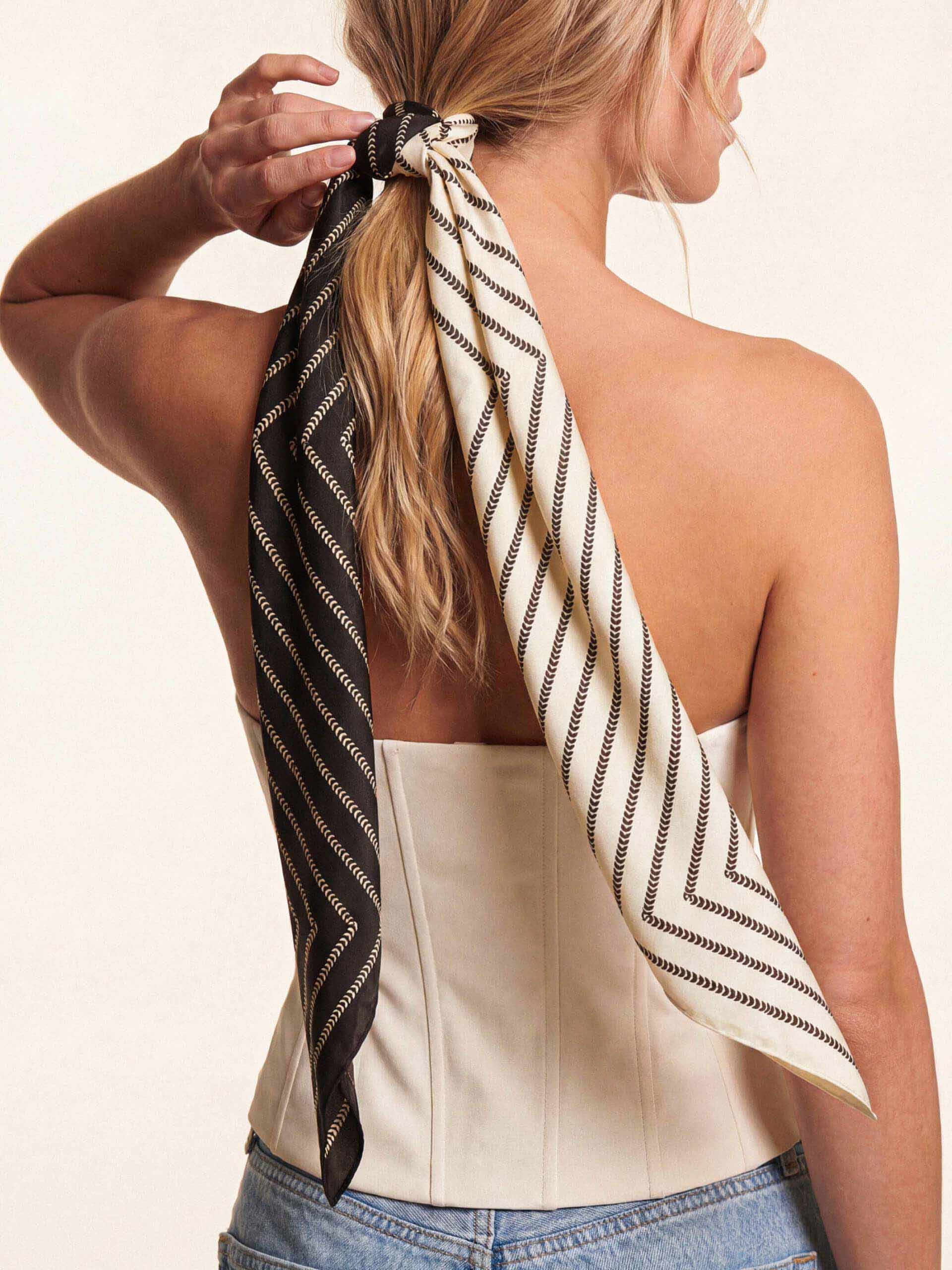 Ettika Modern Geometric Stripe Scarf