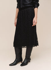 B3763-L87-300 - PLEATED LACE SKIRT W/ VELVET WAISTBAND