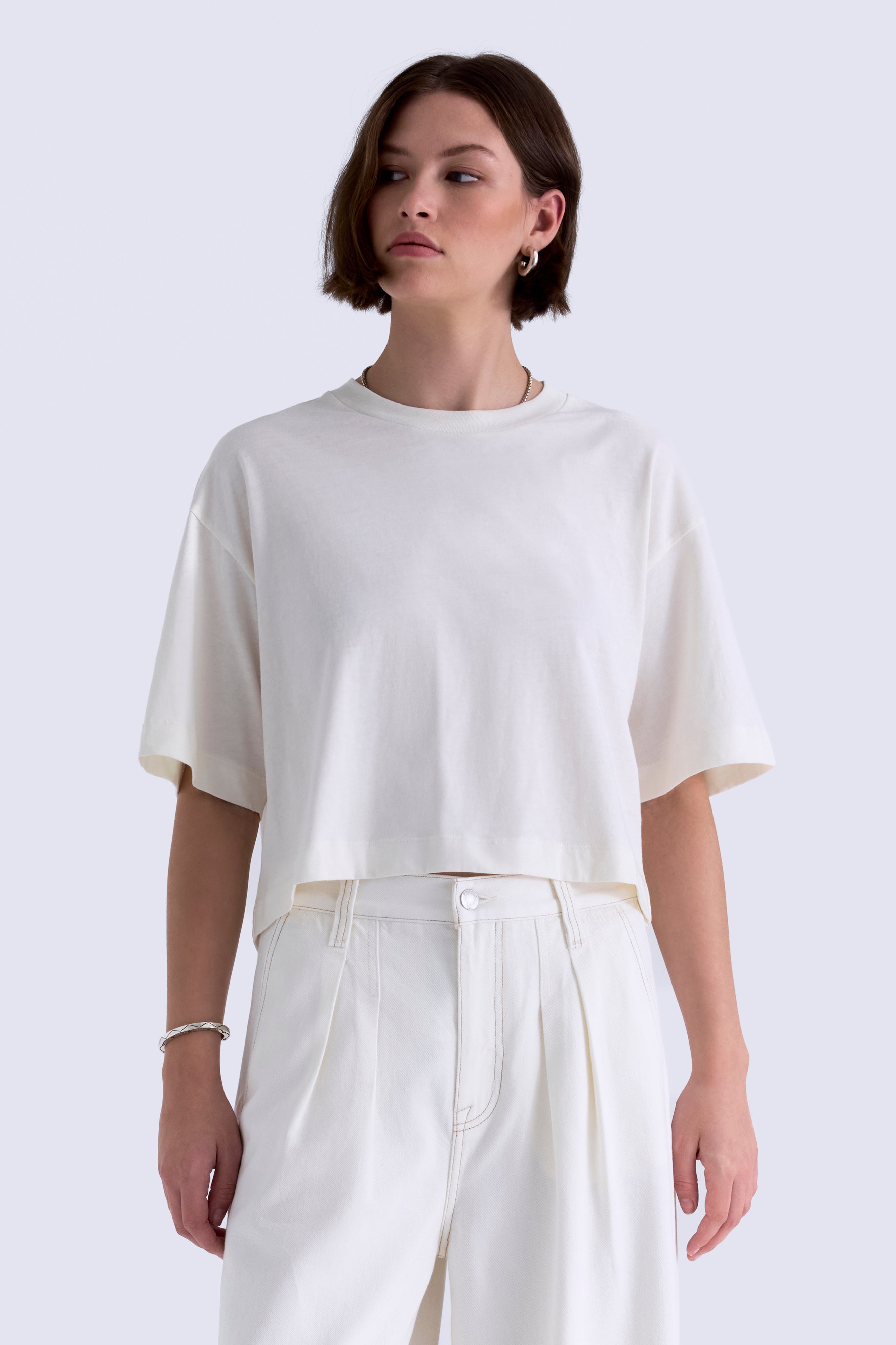SOFT WHITE